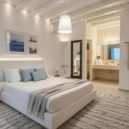 Vila Pelagos 3br W Private Pool & Sea Views Mykonos Town